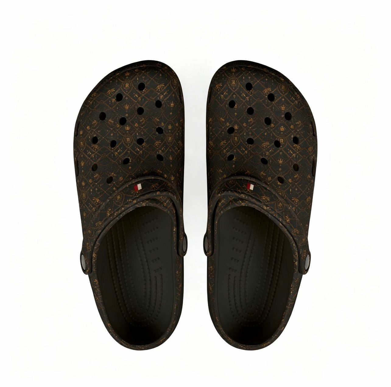 Kingromani — Comfortable EVA Foam Crocs - Stylish Summer Footwear for Casual Days, Perfect for Beach, Gardening, or Everyday Wear